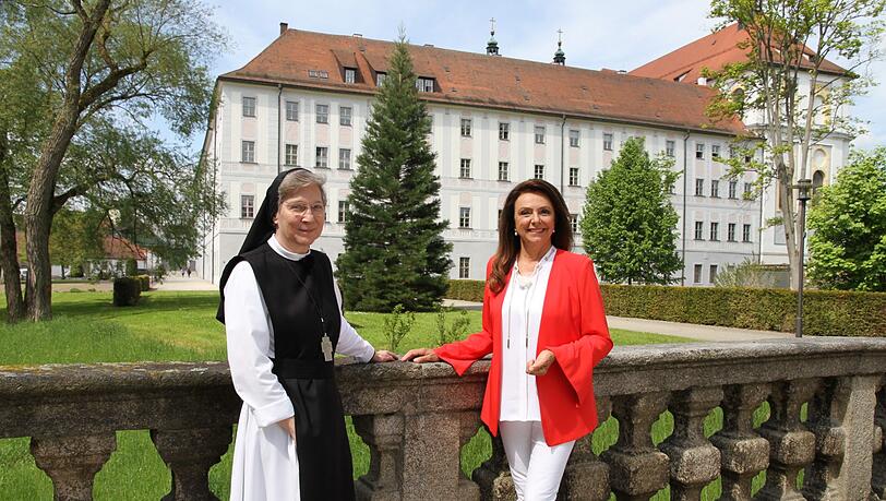 Uschi Dämmrich von Luttitz hat das Kloster Waldsassen besucht.