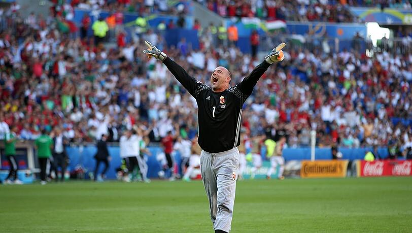Der frühere ungarische Nationalkeeper Gábor Király hat 2016 seine Karriere beendet. Der frühere ungarische Nationalkeeper Gábor Király hat 2016 seine Karriere beendet.