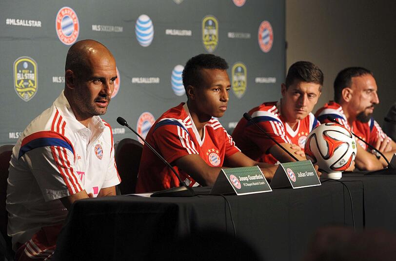 Bei der Pressekonferenz vor dem MLS-Allstar-Game: Pep Guardiola, Julian Green, Robert Lewandowski und Franck Ribéry