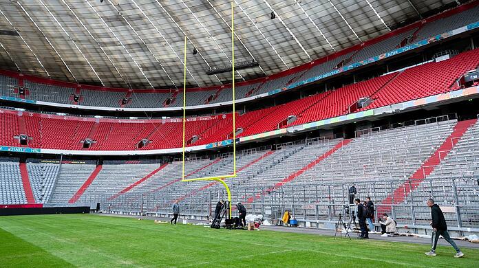 Genehmigt: Laut Erbpachtvertrag sollte für 90 Jahre in der Allianz Arena nur Fußball gespielt werden. Für das prestigeträchtige NFL-Spiel stimmt die Stadt einer Ausnahme zu. Dafür wird nun zum Beispiel ein Football-Tor installiert.