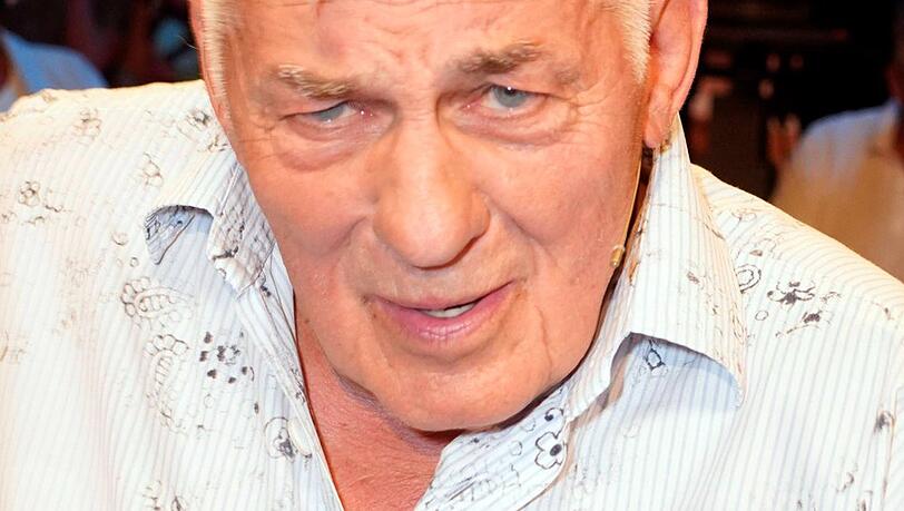 Heinz Hoenig, hier bei einem Auftritt im Jahr 2022, lebt seit gut drei Wochen wieder Zuhause.