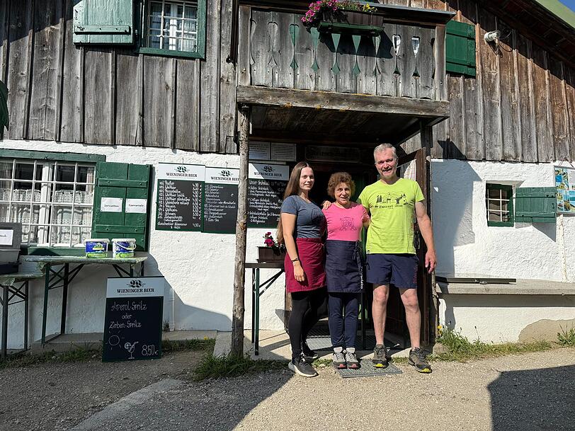 Andreas Potschacher mit Ehefrau Gabi (M.) und Tochter Christina. Andreas Potschacher mit Ehefrau Gabi (M.) und Tochter Christina.
