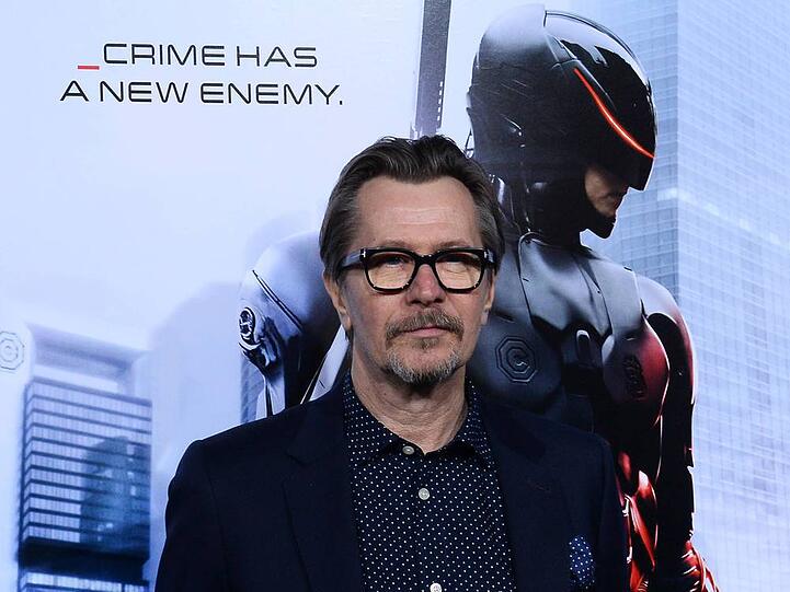 Gary Oldman entschuldigt sich bei Jimmy Kimmel öffentlich für seine Aussagen