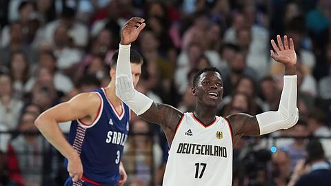 Dennis Schröder würde bei einer Rückkehr in die Bundesliga nicht zum FC Bayern wechseln.