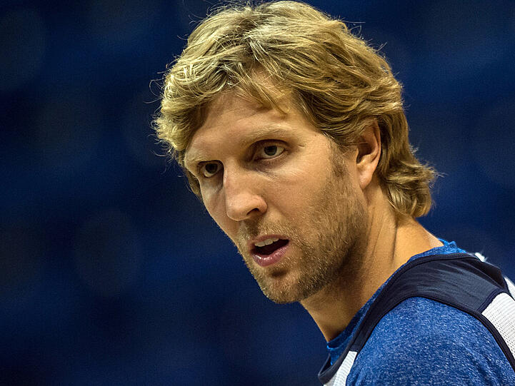 Dirk Nowitzki beim Basektball-Training in Berlin