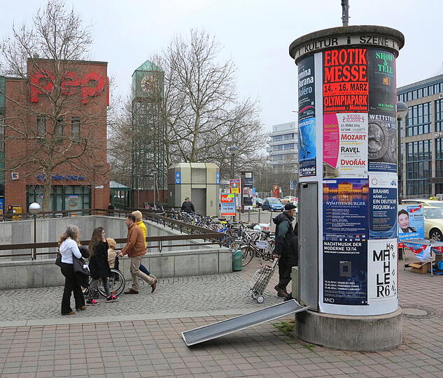 Was verbirgt sich in der Litfaßsäule?