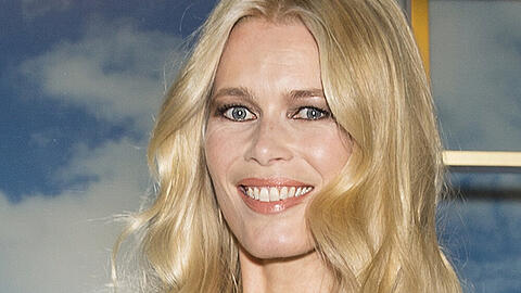 Claudia Schiffer geht unter die Kuratorinnen.