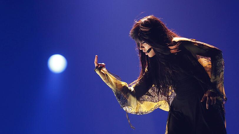 Mit ihrem mystischen Popsong &bdquo;Euphoria&ldquo;gewann die Sängerin Loreen im Finale in Baku. Roman Lob belegte am Ende einen guten achten Platz. Aber auch die Auftritte der anderen Nationen waren wie immer sehenswert. Die besten Bilder vom ESC-Finale aus Baku!