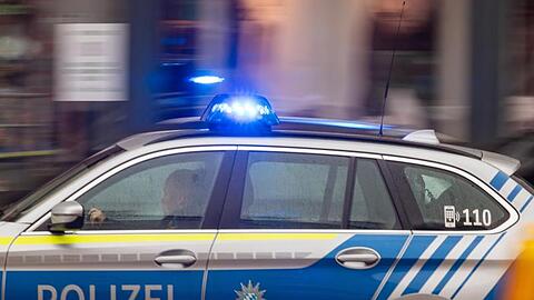 Die Polizei sucht nach Zeugen. (Symbolbild)