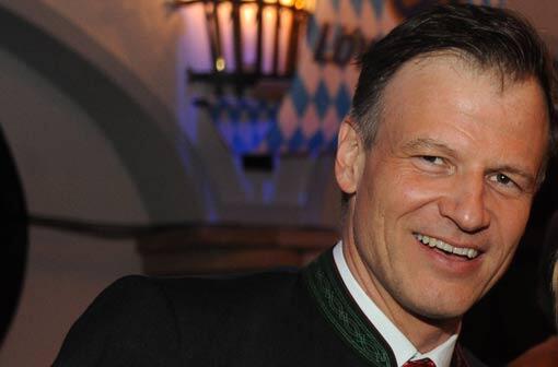 Tragischer Tod mit 45 beim SkifahrenL: Jannik Inselkammer.