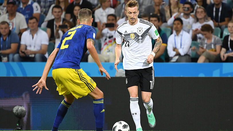 Marco Reus: Note 3. Von Fans und Experten gefordert, durfte der Joker aus dem Mexiko-Spiel gegen Schweden starten &ndash; und wurde zum Retter. Der Dortmunder rochierte viel, von Flügel zu Flügel, hielt sein (Schien-)Bein zum 1:1 genau richtig hin. Zehntes Länderspiel-Tor im 33. Einsatz.