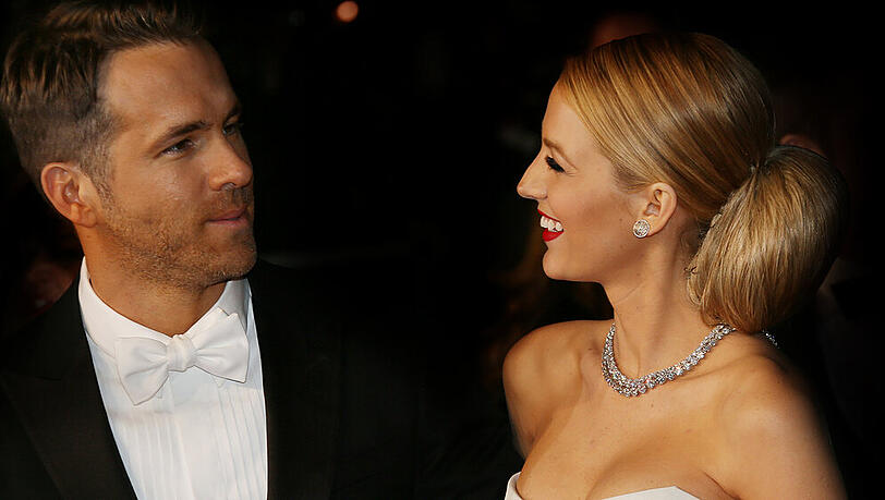 Zwei, die sich verdienen: Ryan Reynolds und seine Frau Blake Lively Zwei, die sich verdienen: Ryan Reynolds und seine Frau Blake Lively