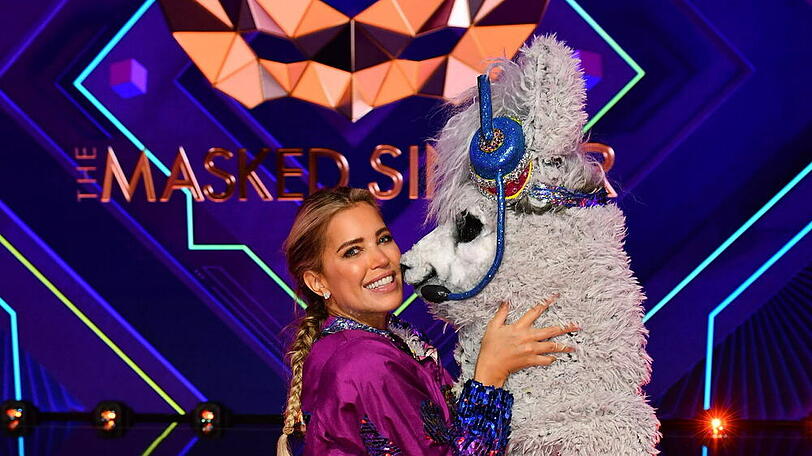 Sie steckte bei "The Masked Singer" im Alpaka: Moderatorin Sylvie Meis.