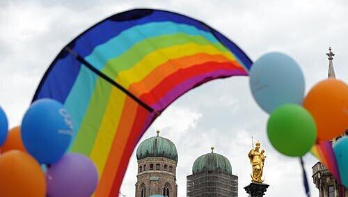 Im ASZ Isarvorstadt gibt es ab sofort eine neue monatliche Runde für ältere Viertelbewohner. Im ASZ Isarvorstadt gibt es ab sofort eine neue monatliche Runde für ältere Viertelbewohner.