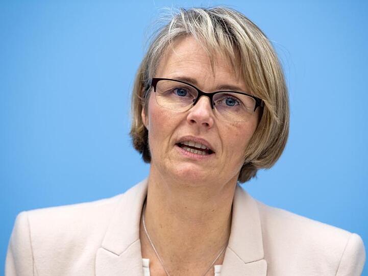 Bildungsministerin Anja Karliczek: Über Hilfen für Studierende will das Bundesbildungsministerium weiter beraten.