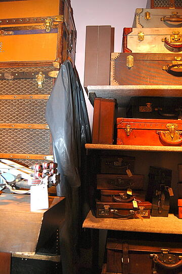 Die schönsten Münchner Second-Hand-Geschäfte: Hier: Sams & Son, Frauenhoferstraße 23, www.alte-koffer.de