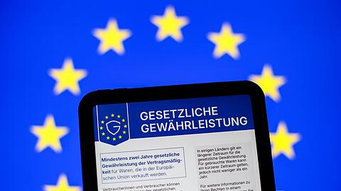 Das Label macht deutlich: Kunden k&ouml;nnen in der EU defekte Neuware mindestens zwei Jahre lang reklamieren - in manchen L&auml;ndern auch l&auml;nger. (Symbolbild)