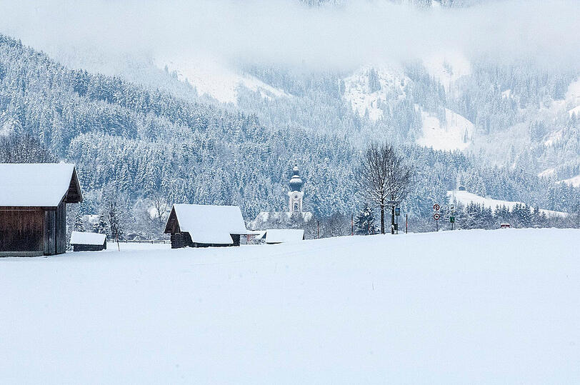 Dicke Schneedecke: In Altenmarkt-Zauchensee hält der Winter Einzug.