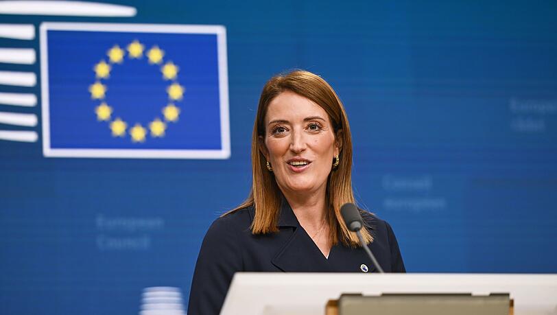 Roberta Metsola sieht den Weg frei f&uuml;r die weitere Arbeit am Handelsabkommen. (Archivbild)