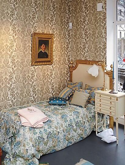 Ein Bett aus dem Luxus-Hotel.