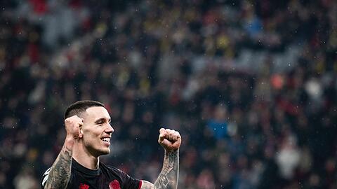 Bayer und Alejandro Grimaldo d&uuml;rfen jubeln.