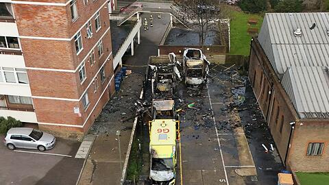 Verletzte wurde zun&auml;chst nicht gemeldet.