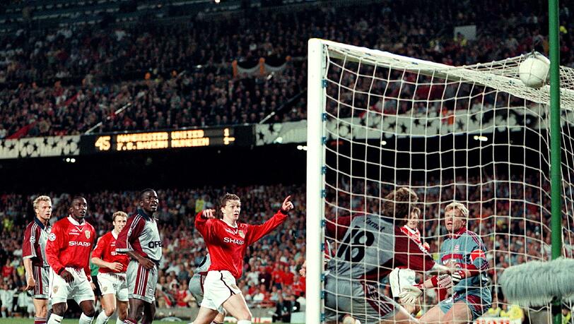 Die Mutter aller Traumata: Ole Gunnar Solskjaer trifft 1999 in der Nachspielzeit zum 2:1 für United. Bayern um Keeper Kahn geht k.o. Die Mutter aller Traumata: Ole Gunnar Solskjaer trifft 1999 in der Nachspielzeit zum 2:1 für United. Bayern um Keeper Kahn geht k.o.