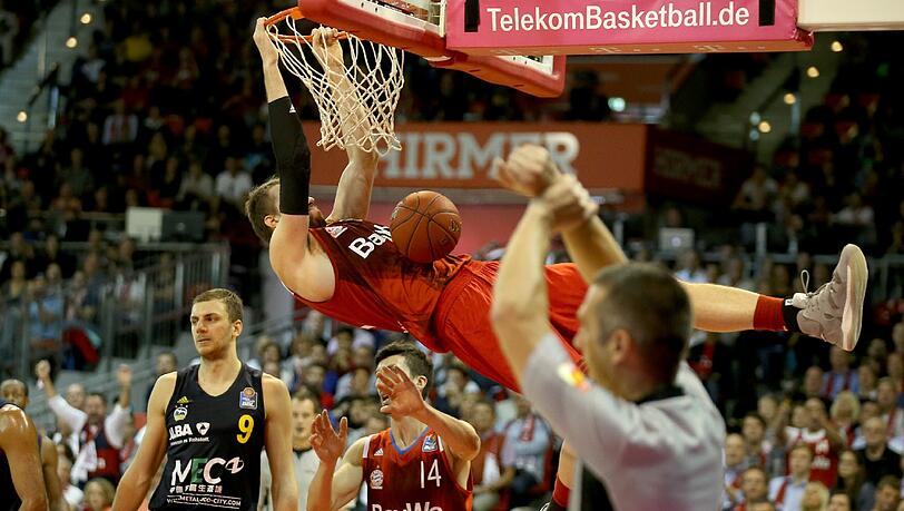 Per Dunking erzielte er die meisten seiner 14 Punkte: Topscorer Ondrej Balvin. Per Dunking erzielte er die meisten seiner 14 Punkte: Topscorer Ondrej Balvin.