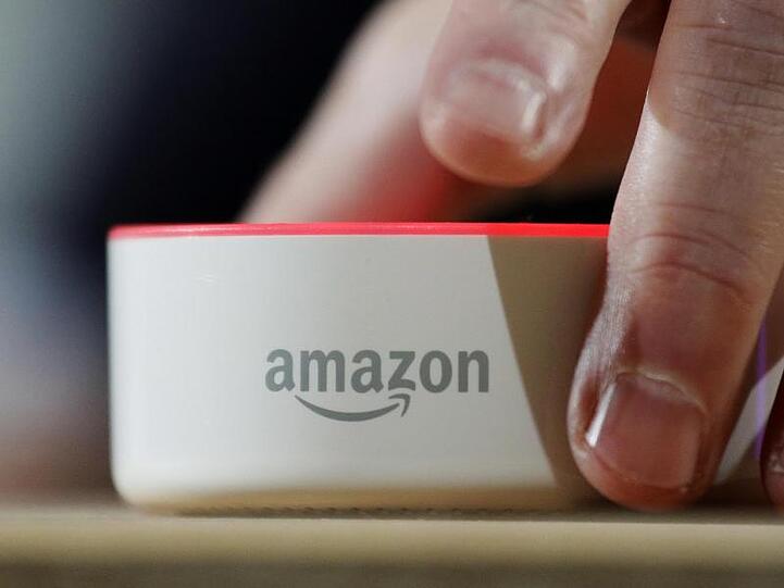 Amazon soll einem Marktforschungsinstitut zufolge rund 315,5 Milliarden Dollar wert sein. Das wäre ein Sprung von 52 Prozent binnen eines Jahres.
