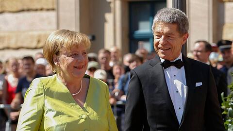 Angela Merkel mit ihrem Mann Joachim Sauer bei den Festspielen 2022.