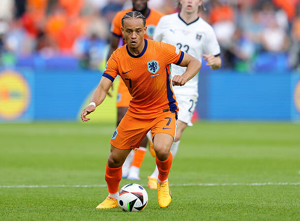 Könnte schon bald das Bayern-Trikot tragen: Niederlande-Youngster Xavi Simons. Könnte schon bald das Bayern-Trikot tragen: Niederlande-Youngster Xavi Simons.