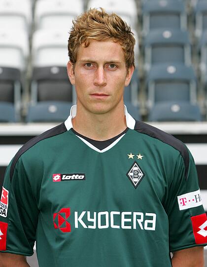 Immer Sommer 2007 kam Friend aus der norwegischen Liga zu den Fohlen nach Mönchengladbach.