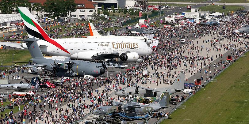 Bei der Internationalen Luft - und Raumfahrtausstellung in Berlin werden rund 230.000 Besucher erwartet.