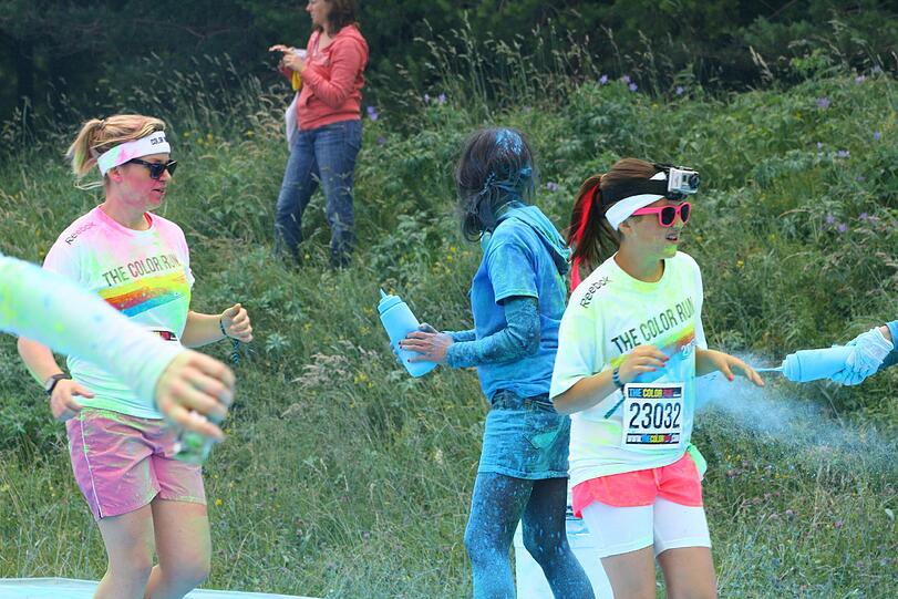 Bunter geht's nicht: Der Color Run in Riem. Die Bilder.