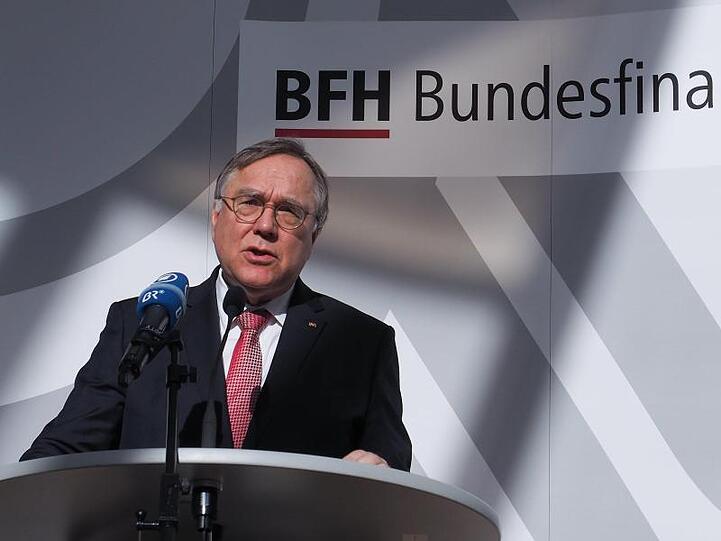 Rudolf Mellinghoff, Präsident des Bundesfinanzhofes, spricht. Foto: Carsten Hoefer/dpa/Archivbild