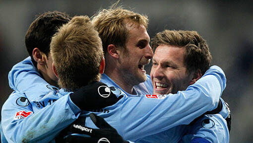Löwen-Jubel: Torschütze Benjamin Lauth, Daniel Bierofka, Stefan Aigner und Kevin Volland. Löwen-Jubel: Torschütze Benjamin Lauth, Daniel Bierofka, Stefan Aigner und Kevin Volland.