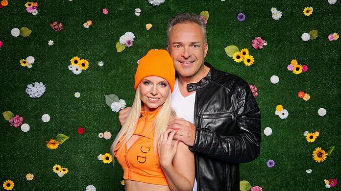 Partyschlagersänger Tim Toupet und Freundin Carina Crone waren 2023 beim "Sommerhaus der Stars" zu sehen.