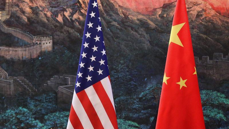 Die USA und China liefern sich seit Monaten eine Handelsauseinandersetzung. Die Vereinigten Staaten haben Sonderzölle auf Waren aus China im Wert von mehr als 250 Milliarden Euro erhoben. China reagierte mit Vergeltungszöllen. Die USA und China liefern sich seit Monaten eine Handelsauseinandersetzung. Die Vereinigten Staaten haben Sonderzölle auf Waren aus China im Wert von mehr als 250 Milliarden Euro erhoben. China reagierte mit Vergeltungszöllen.
