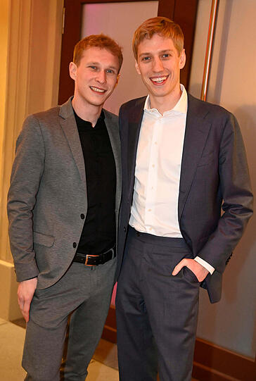 Dominik Krause mit Freund Sebastian Müller