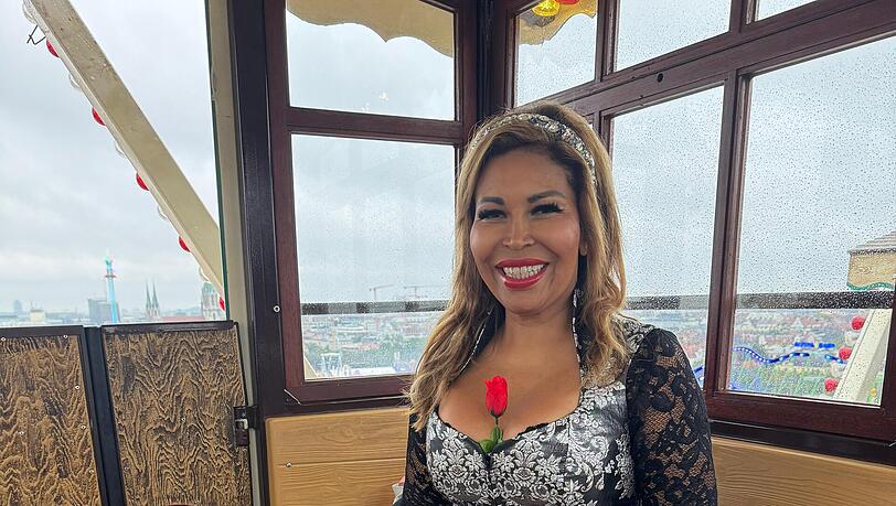 Die AZ hat Patricia Blanco zum persönlichen Oktoberfest-Plausch im Riesenrad "Willenborg" getroffen. Die AZ hat Patricia Blanco zum persönlichen Oktoberfest-Plausch im Riesenrad "Willenborg" getroffen.