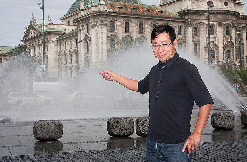 Ein Kreis, Wasser und Natursteine: Am Stachus herrscht gute Energie.