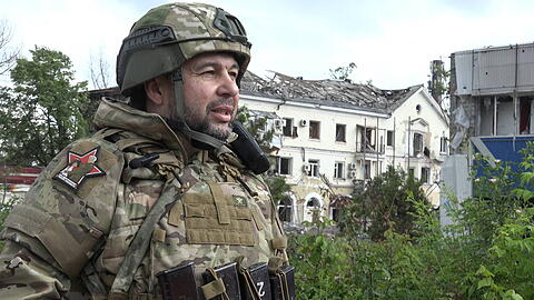 Jewgeni Prigoschin erinnerte einmal mehr an die zahlreichen Niederlagen der russischen Streitkräfte, die sich vor Kiew und in Cherson in die "Hose gemacht" hätten.