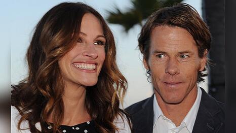 Julia Roberts und Danny Moder sind nun schon seit 24 Jahren verheiratet. Im n&auml;chsten Jahr k&ouml;nnen sie Silberne Hochzeit feiern.