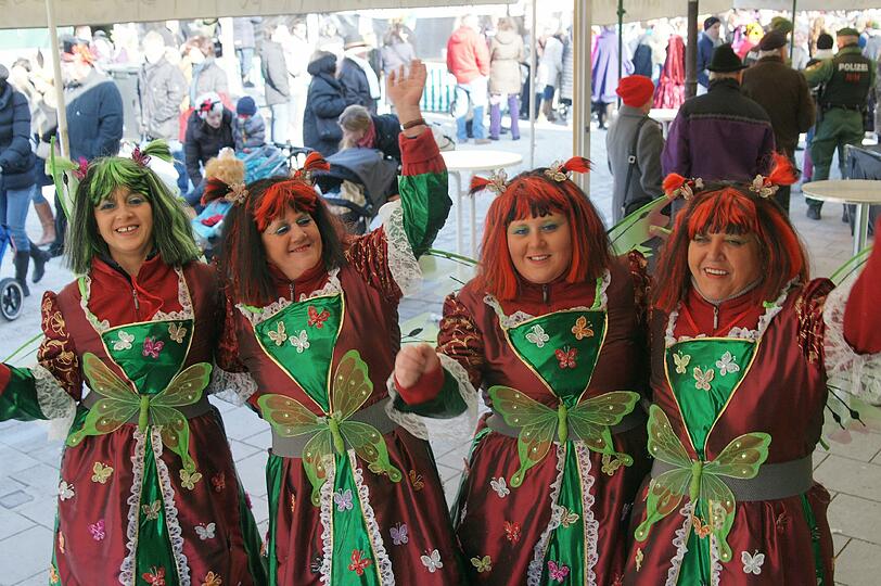 So feiert München Fasching auf dem Viktualienmarkt - sehen Sie hier die Bilder...