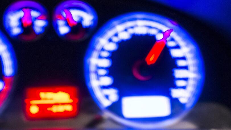 Ein 18-Jähriger hat betrunken und ohne Führerschein mehrere Unfälle verursacht. Ein 18-Jähriger hat betrunken und ohne Führerschein mehrere Unfälle verursacht.