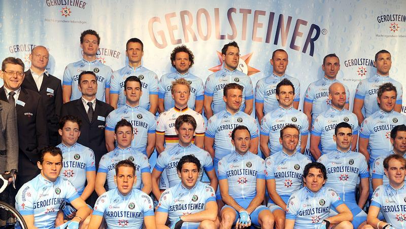 Die Mannschaft des Teams Gerolsteiner bei der Präsentation im Januar. Die Mannschaft des Teams Gerolsteiner bei der Präsentation im Januar.