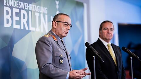 Deutschlands rangöchster Soldat, Generalinspekteur Carsten Breuer, spricht von einer "dämmrigen Übergangszeit".