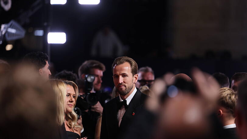 Nach der Wahl zum Weltfu&szlig;baller &uuml;bergl&uuml;cklich: Bayern-St&uuml;rmer Harry Kane.