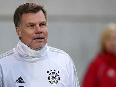 Ex-Europameister Thomas Helmer gibt in der AZ seine Einschätzung zum Topduell zwischen dem FC Bayern und dem BVB. (Archivbild)
