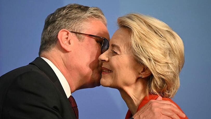 Die Chemie zwischen dem britischen Premier Keir Starmer und EU-Kommissionschefin von der Leyen stimmt schon mal. (Archivbild)